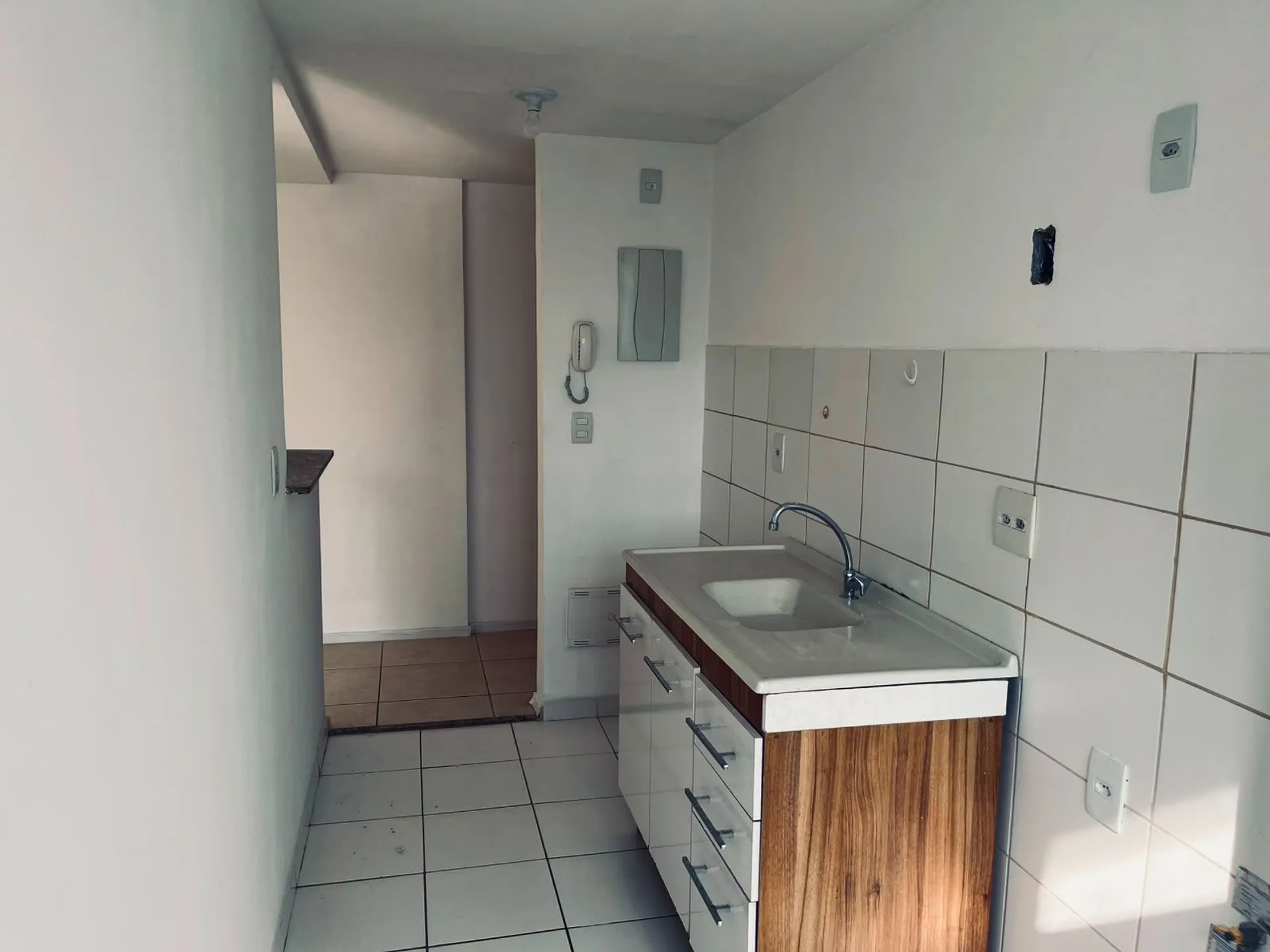 Unfurnished 2-bedroom apartment with 2 bathrooms — photo 20