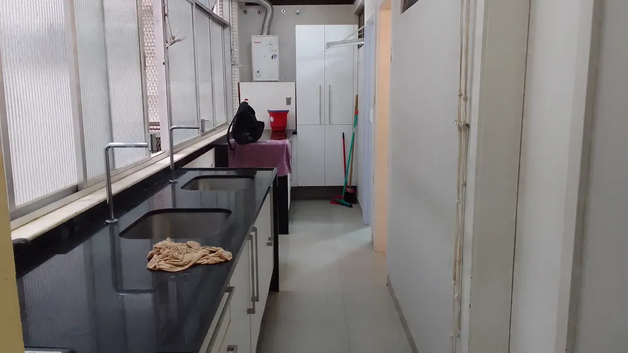 4 quartos e closet: apartamento de 250 m² — photo 5