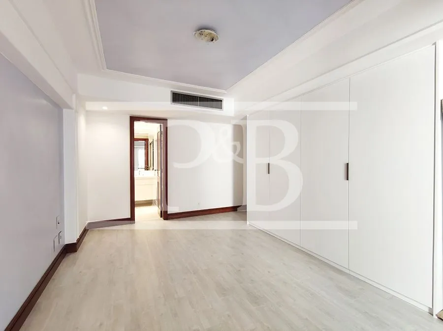 Apartamento com 4 dormitórios e closet tipo walk-in — photo 15