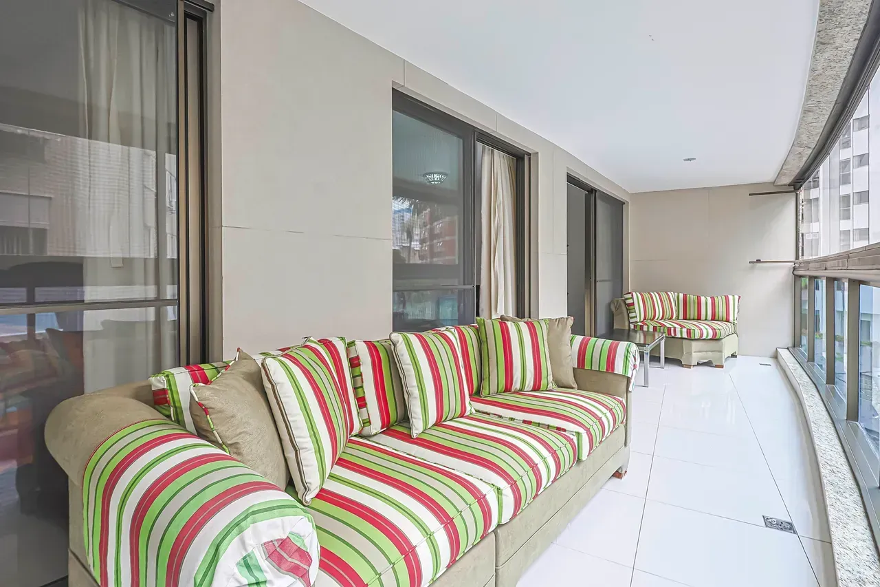 Furnished 150 m² apartment with 4 bedrooms and a gas stove — photo 11