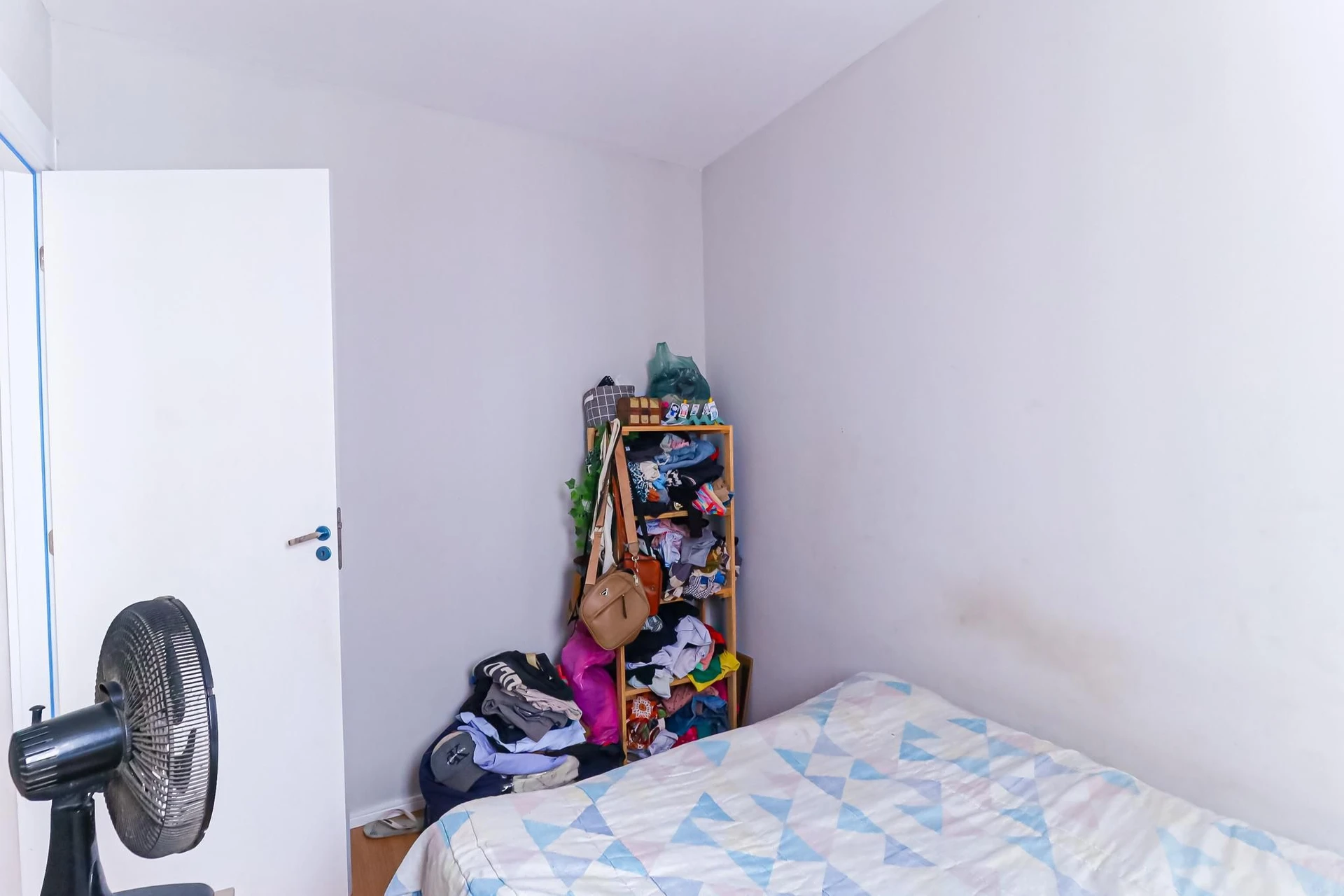 2-bedroom apartment with a washing machine — photo 16