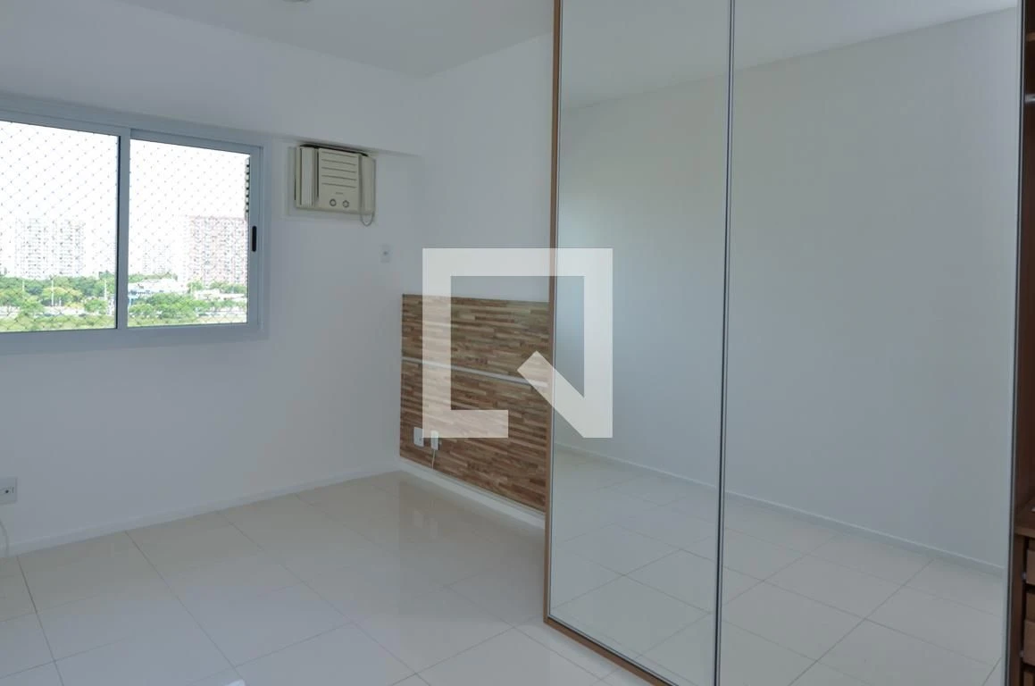 Квартира 80 м² із заскленим балконом та робочим місцем — photo 3