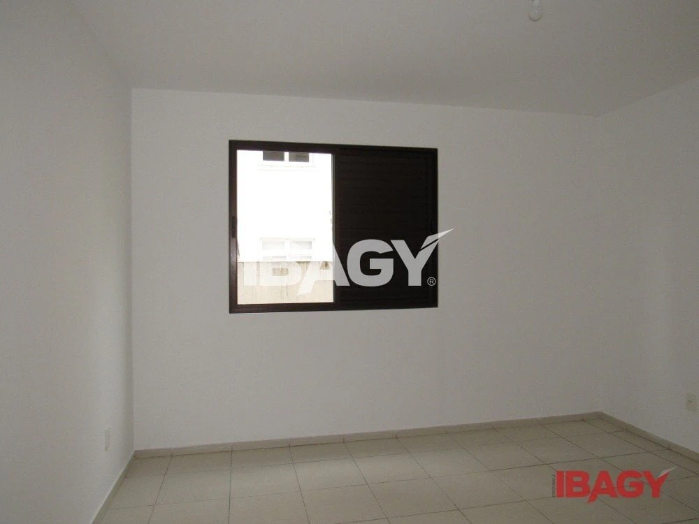 143 m² unfurnished apartment with 3 bedrooms — photo 13
