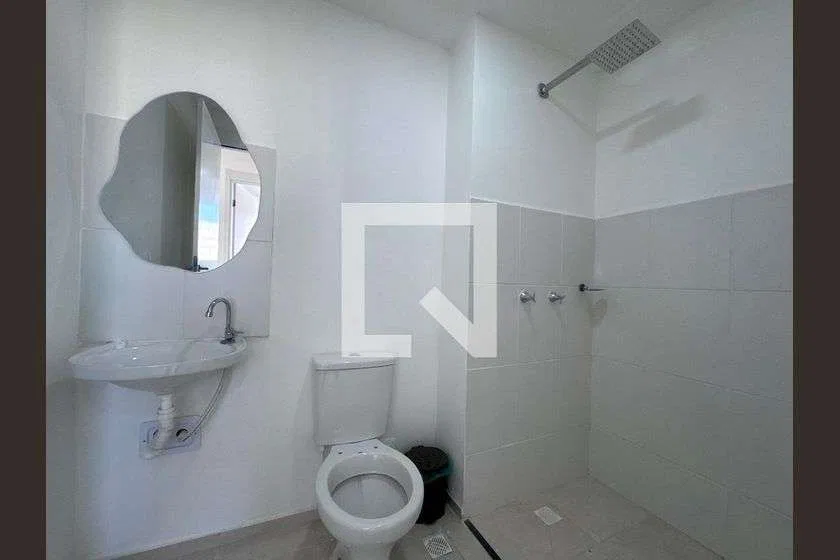 Wood or laminate floors in a 2-bedroom apartment, 48 m² — photo 21
