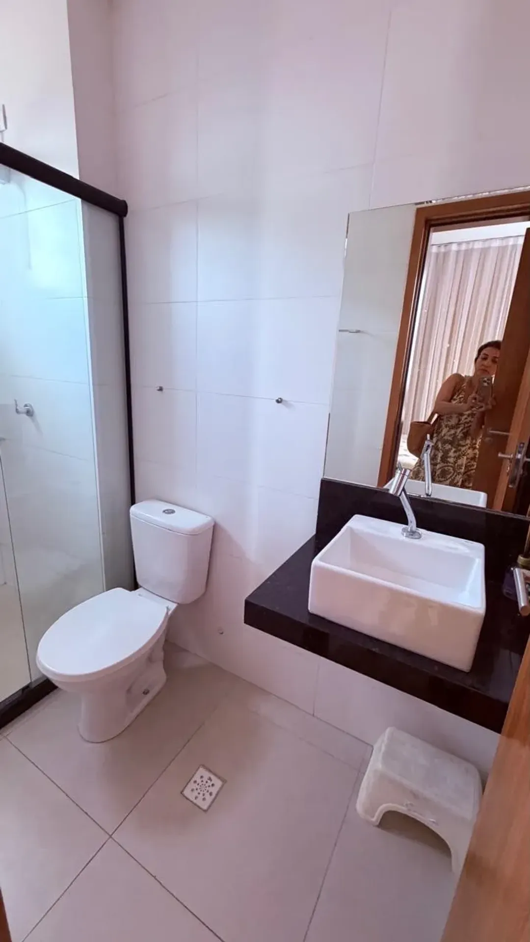 2-bedroom apartment with en-suite and 1 parking space — photo 8