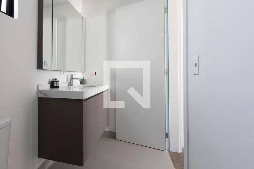 Furnished house with 3 en-suites and 2 parking spots — photo 35