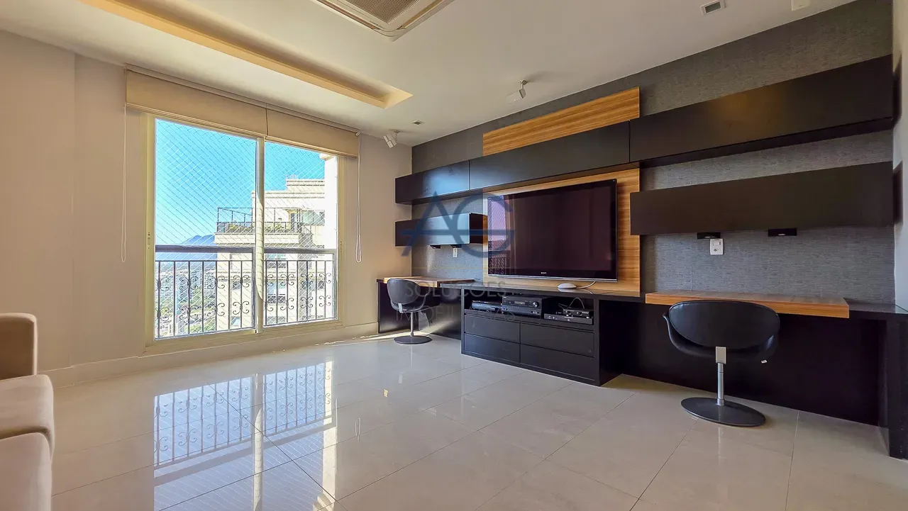Duplex penthouse with 1 bedroom and open views — photo 42