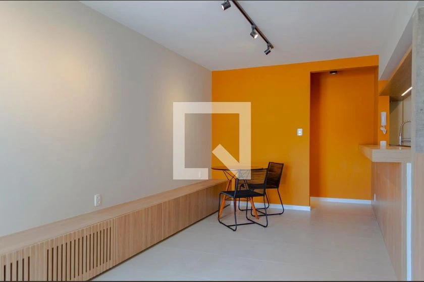 2-bedroom apartment with 1 bathroom and parking — photo 7
