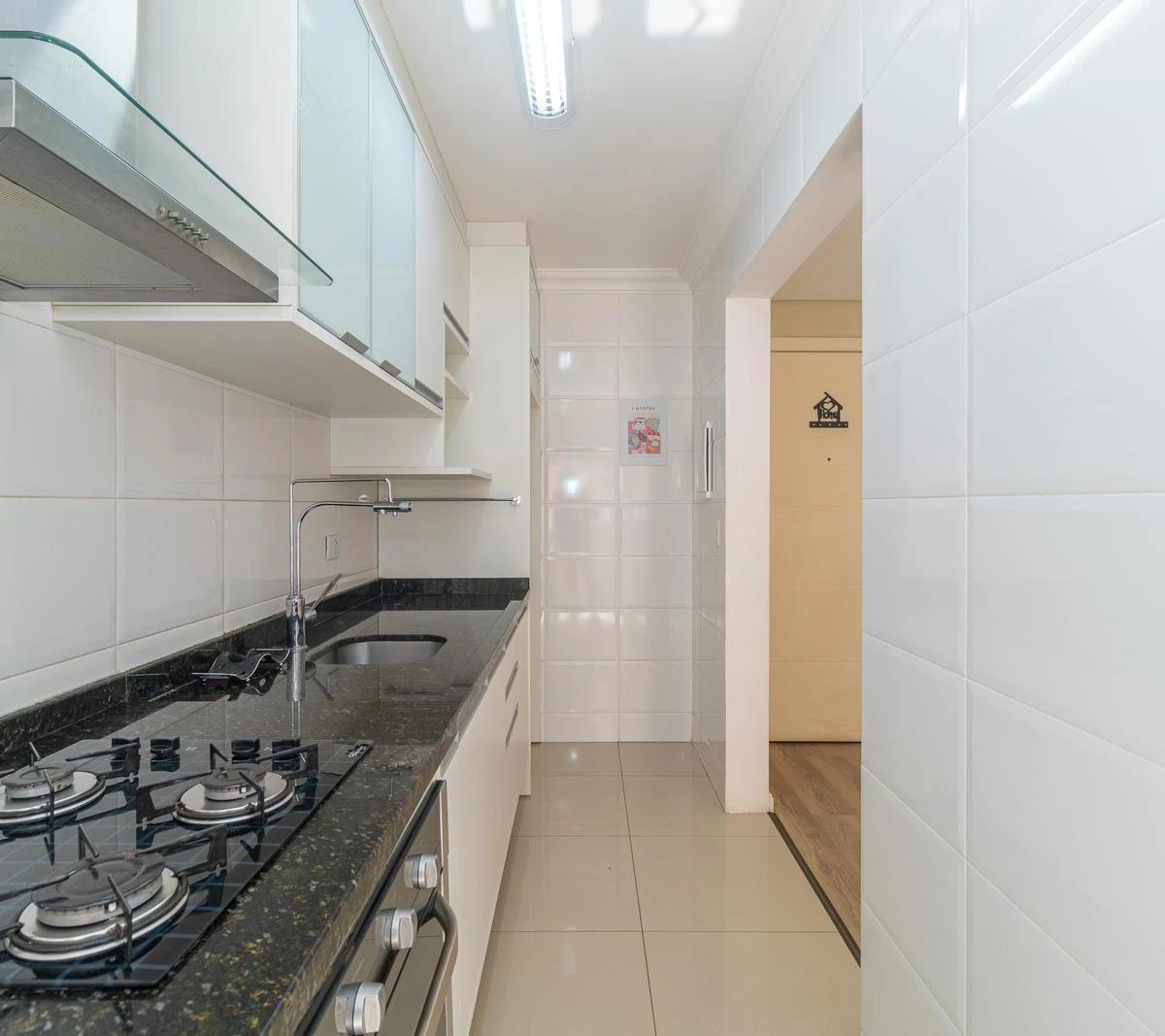 Apartamento com 2 quartos e 1 suíte, 67 m²
