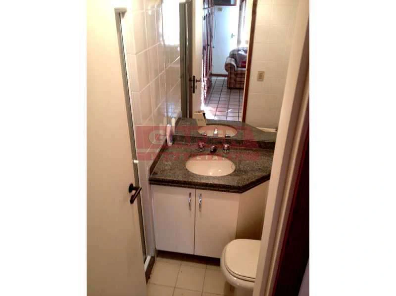 Furnished 80 m² apartment with 2 bedrooms and balcony — photo 18