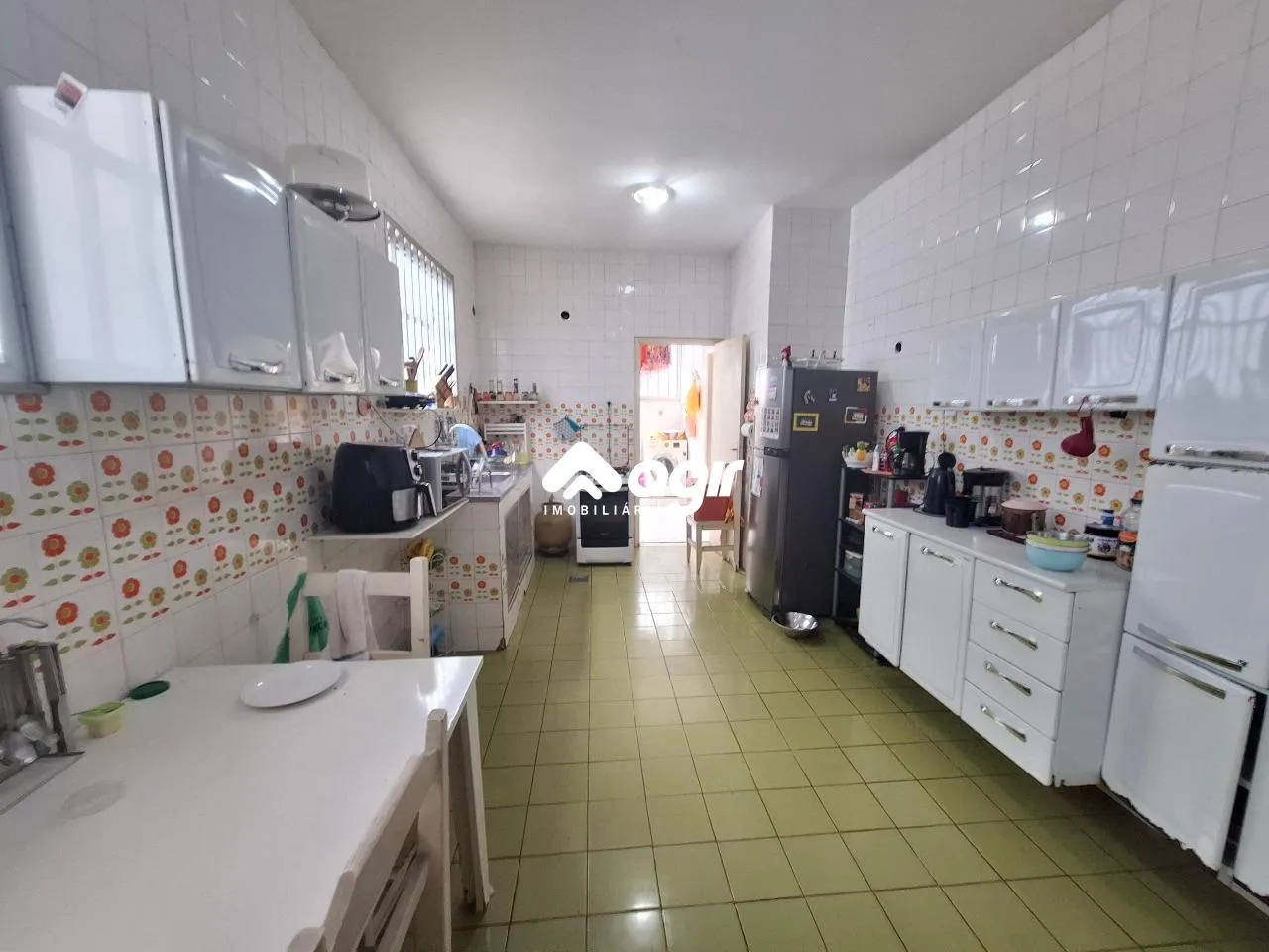 Furnished house with 4 bedrooms and 4 bathrooms — photo 4