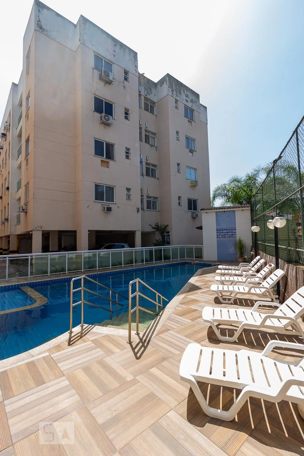 Apartamento de 1 quarto em condomínio com piscina — photo 52