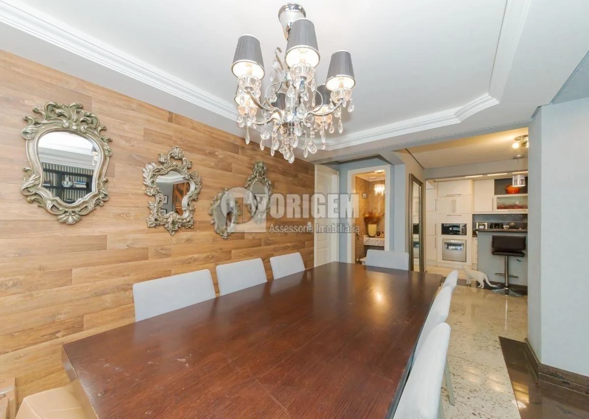 Furnished 216 m² apartment with 3 en-suites — photo 20