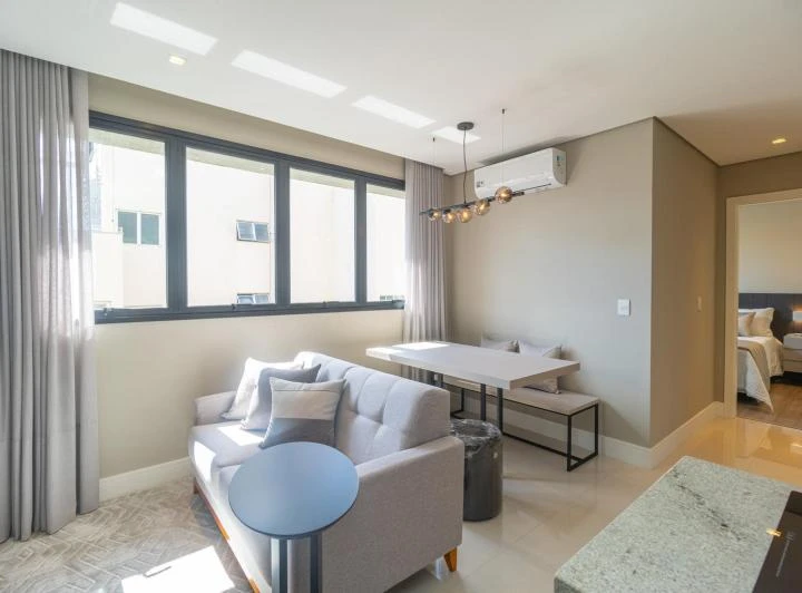 1-bedroom apartment with an open-plan kitchen and 2 baths — photo 3