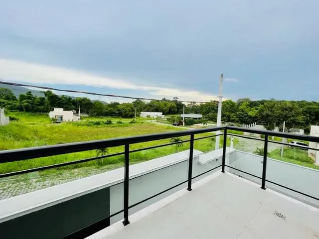 4-bedroom house with 5 bathrooms, 420 m² and 3 parking — photo 21