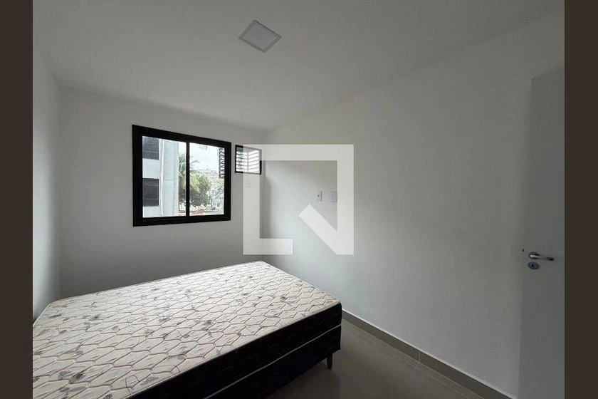 Квартира 40 м² з 1 спальнею та балконом — photo 12