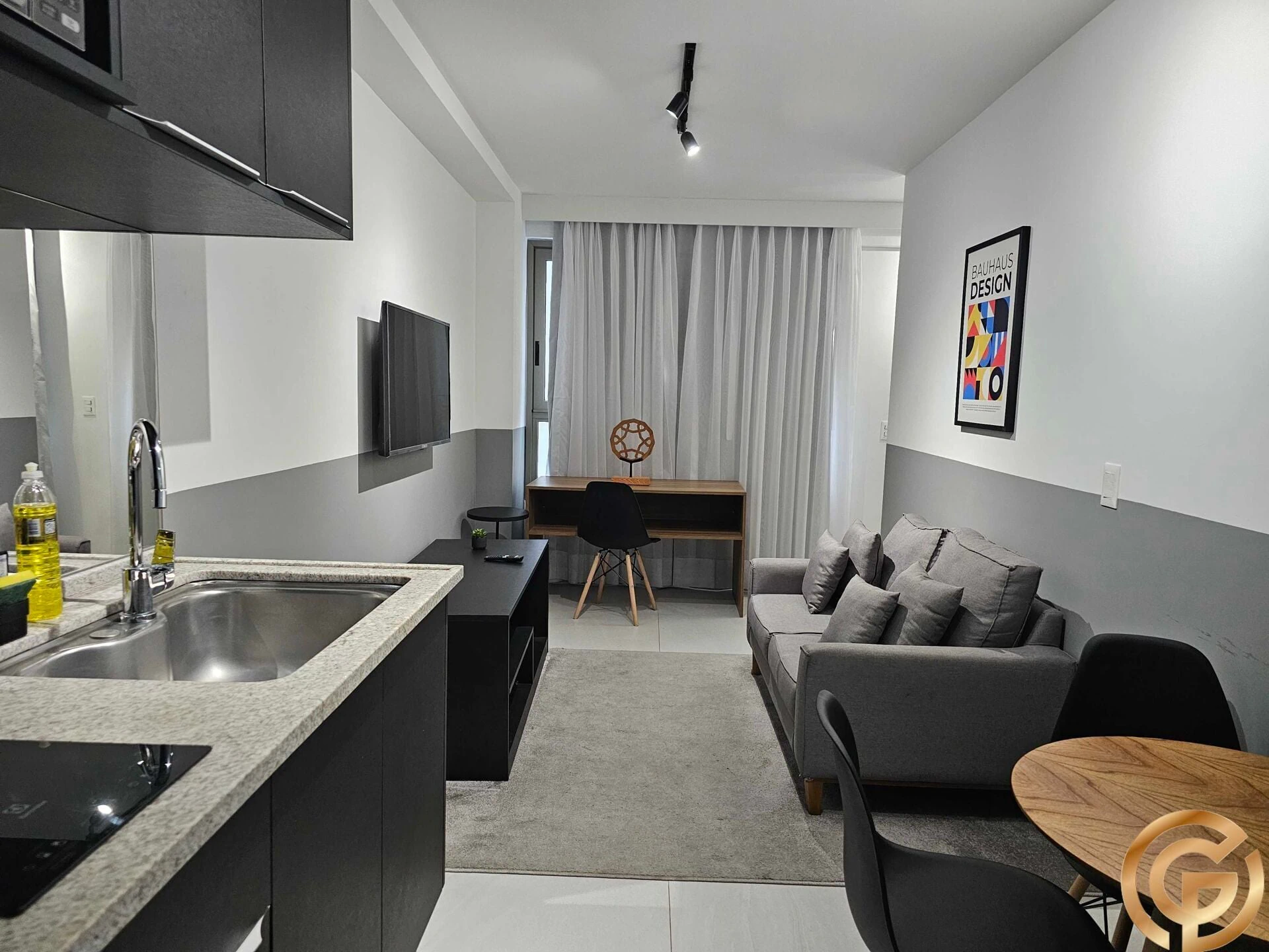 Furnished apartment, 39 m², with a washing machine — photo 7