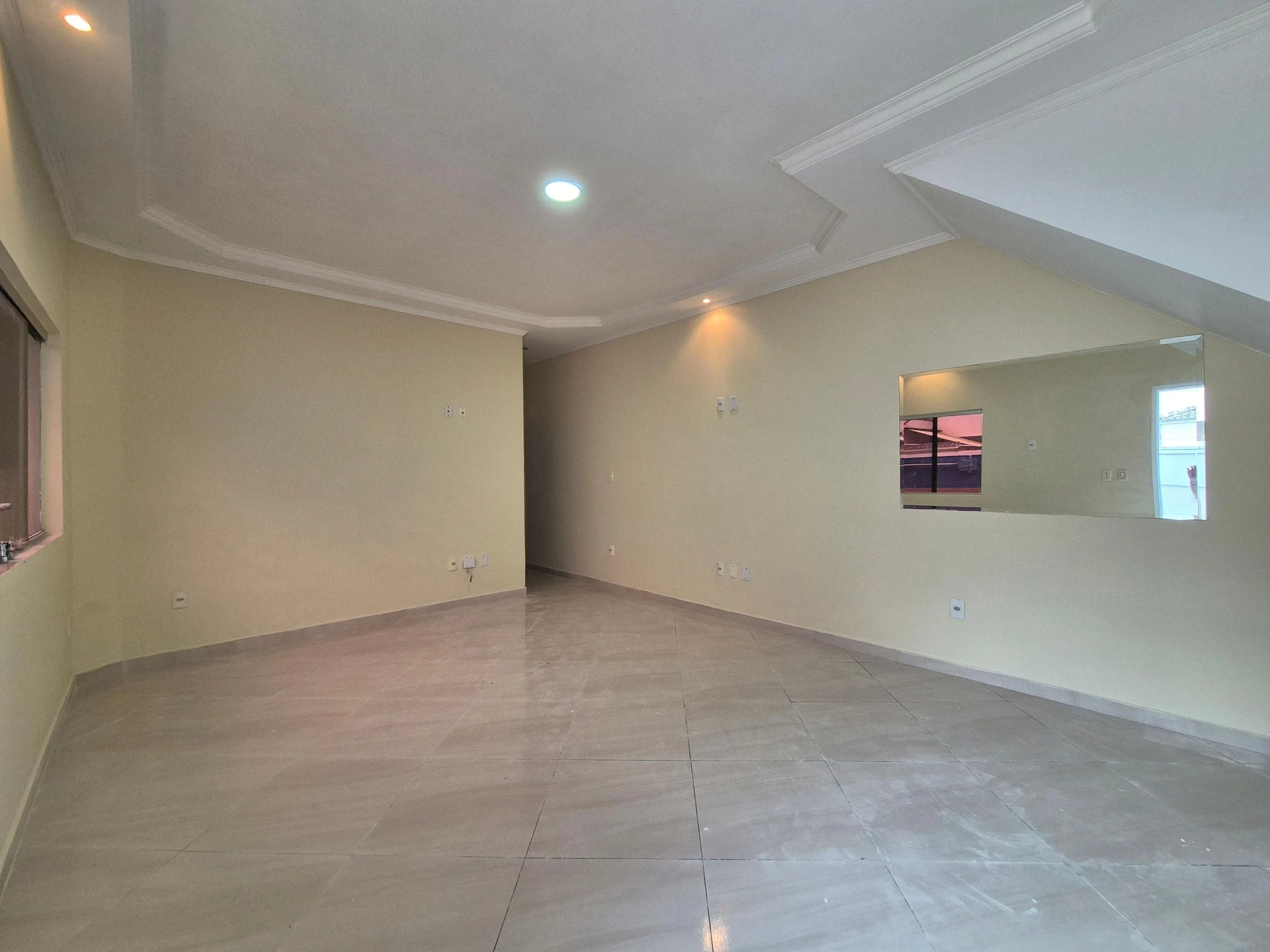 Будинок 180 м² з балконом із грилем та садом — photo 8