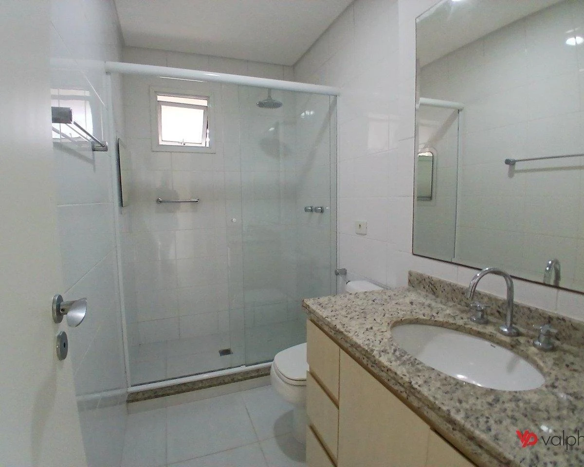 Home office in a 2-bedroom apartment, 105 m² — photo 28