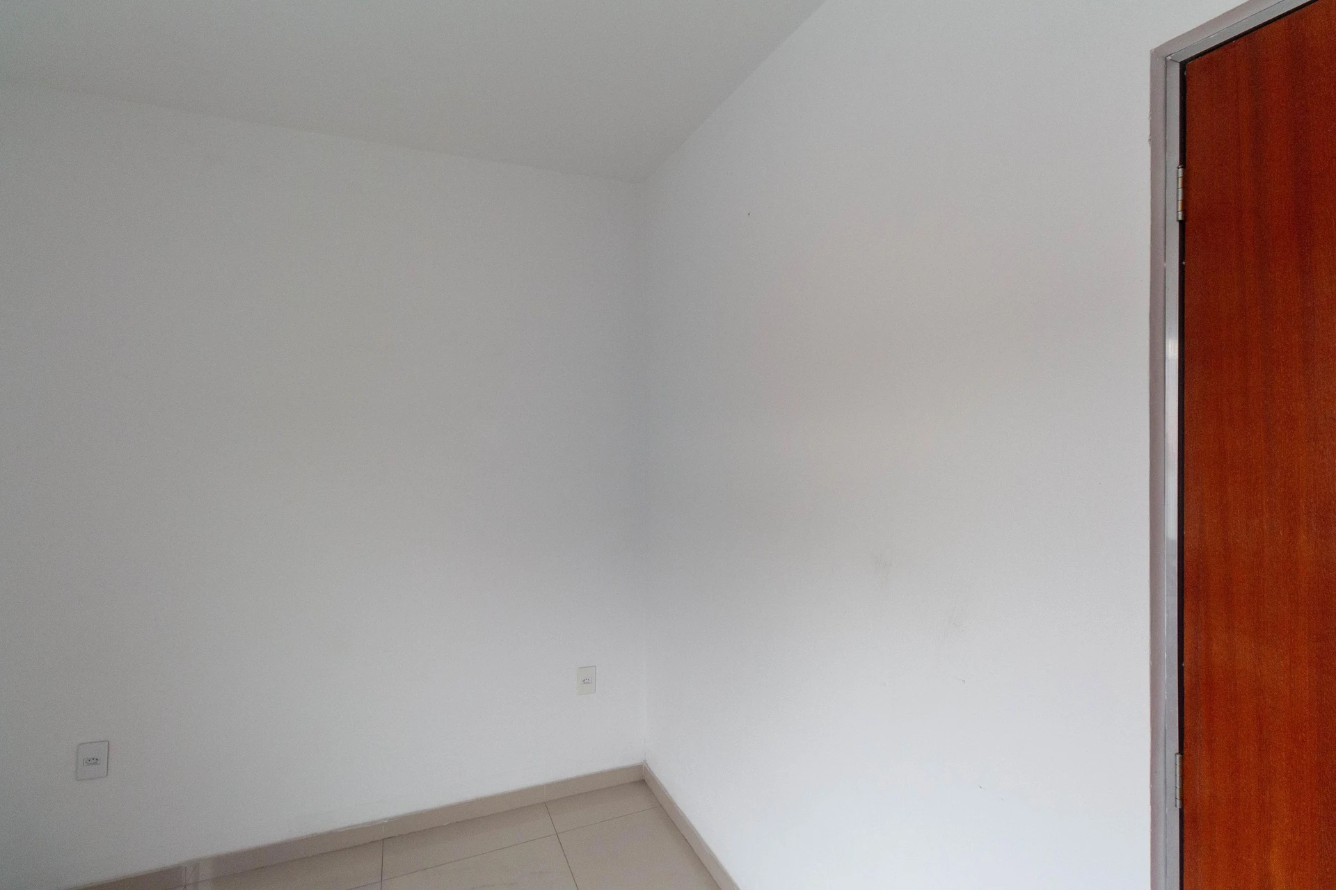 2-bedroom house with a home office — photo 34