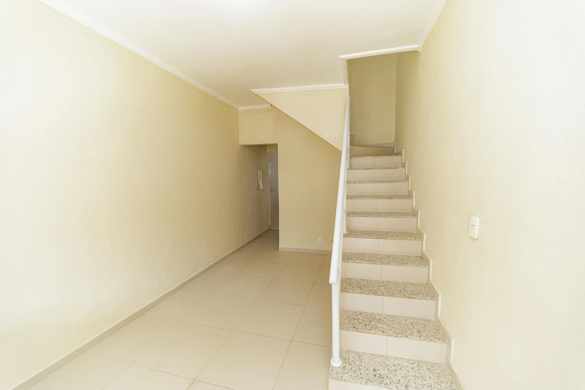 Casa de 80 m² com jardim e closet — photo 34