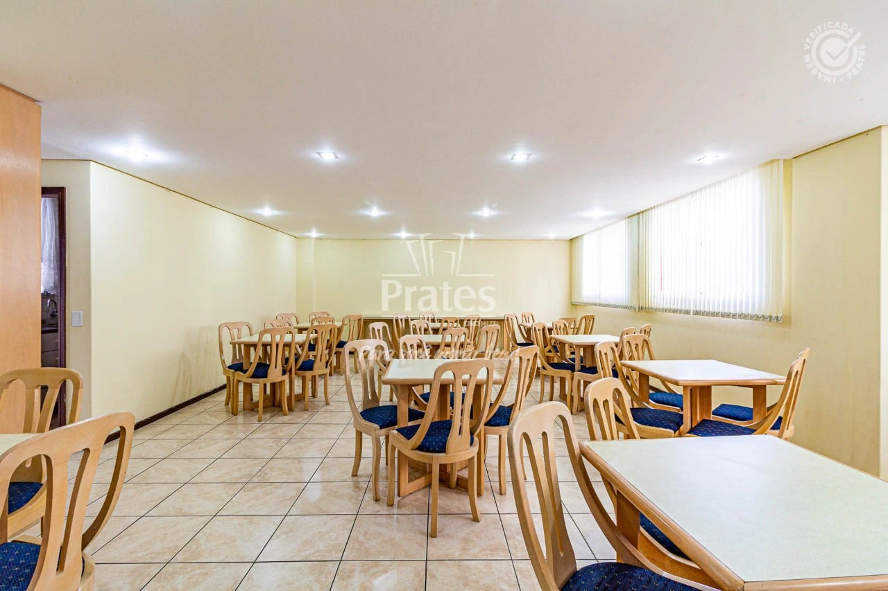 3-bedroom apartment with a home office in Curitiba — photo 17