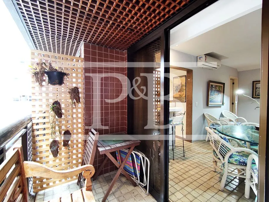 Furnished apartment with 2 bedrooms and an open-plan kitchen — photo 8