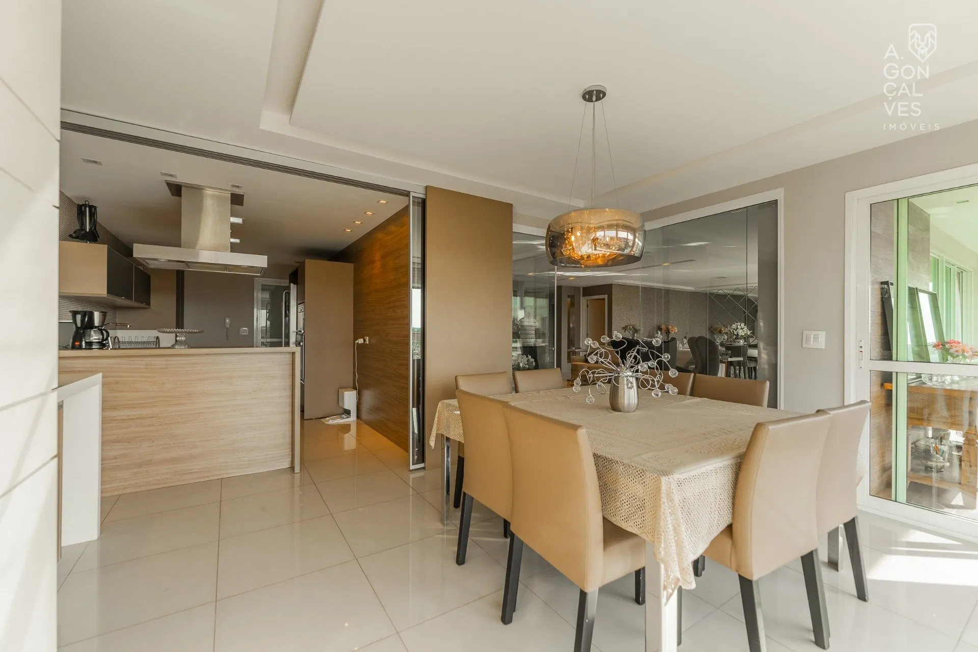Apartamento de 3 suítes com 228 m² e 3 vagas — photo 6