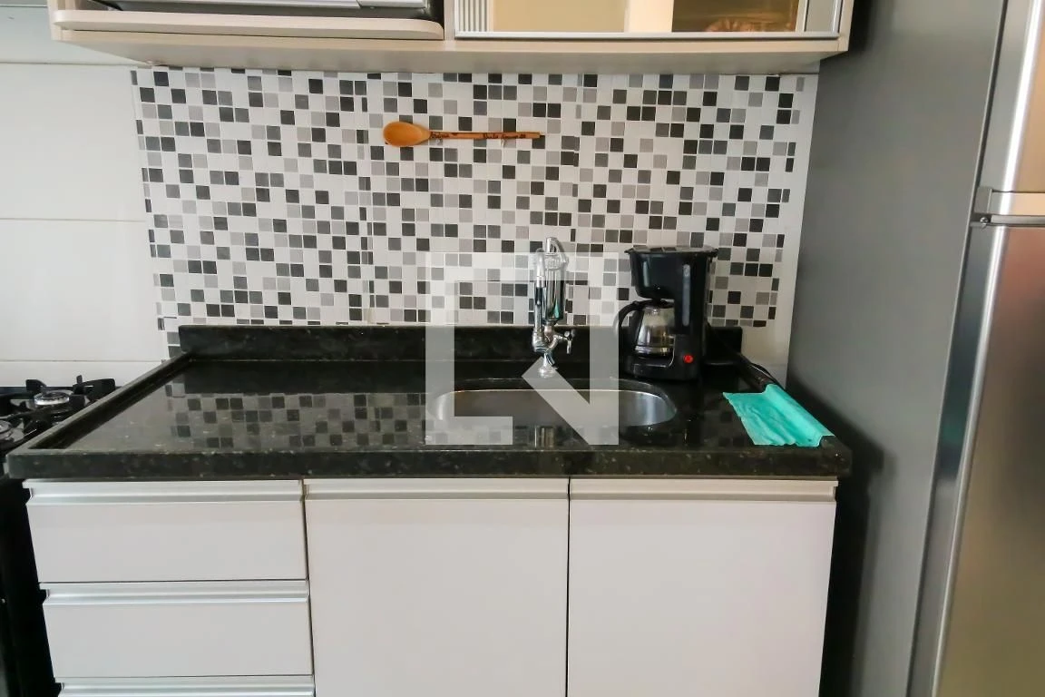2-bedroom apartment with a home office — photo 40