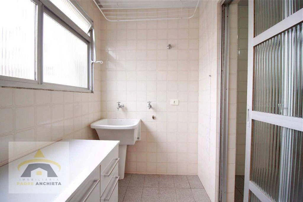 Квартира з 2 спальнями та пральною машиною — photo 11