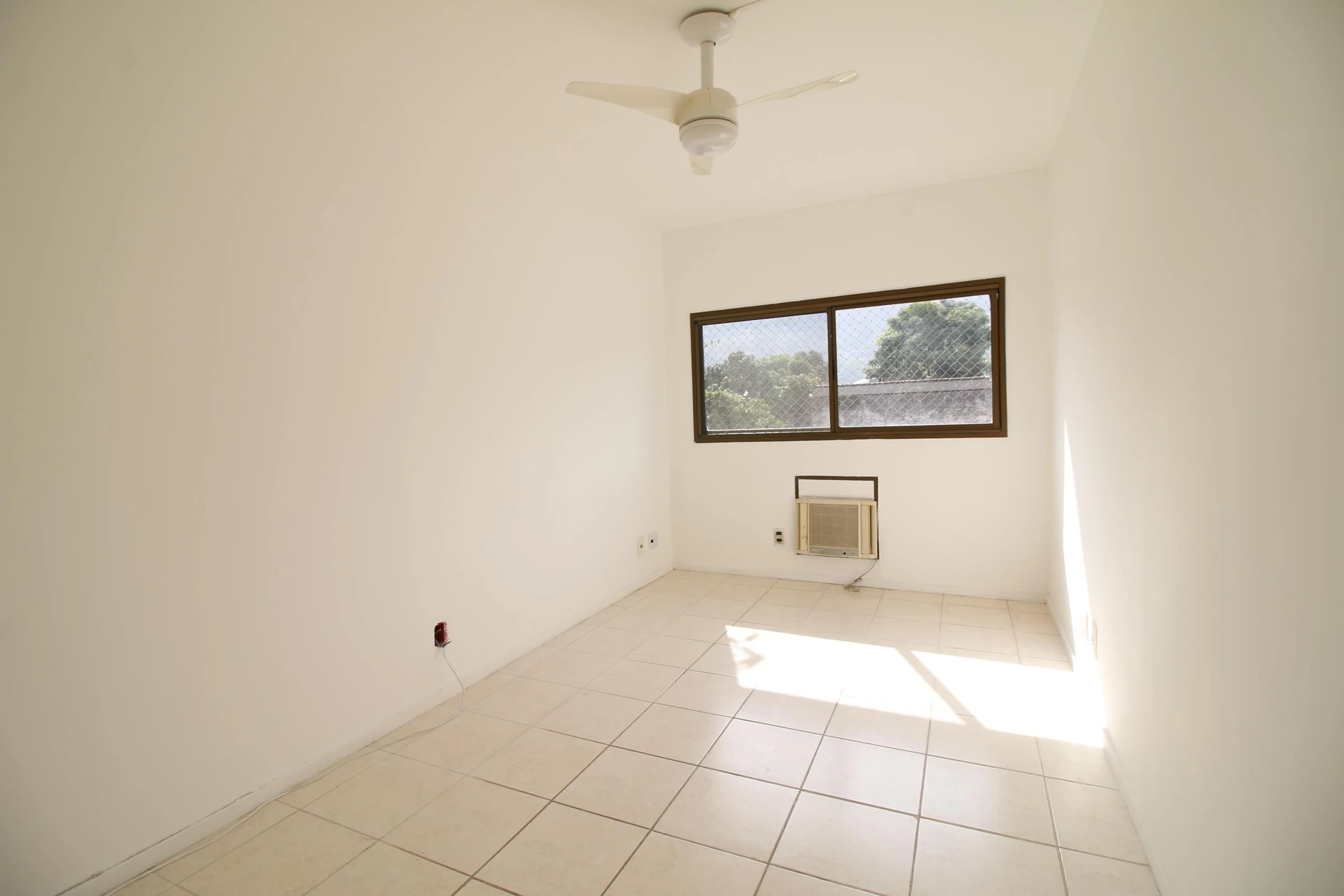 Apartamento de 4 quartos com vista para as montanhas — photo 30