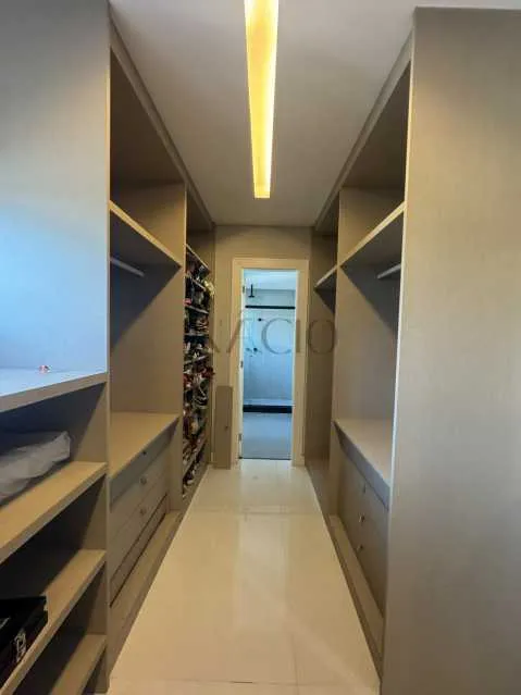 Casa com 5 quartos e 5 banheiros, cozinha planejada — photo 10