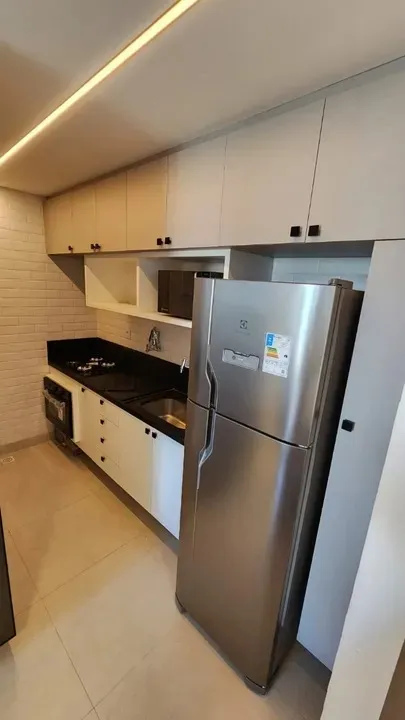 Apartamento mobiliado de 2 quartos em condomínio com piscina — photo 2