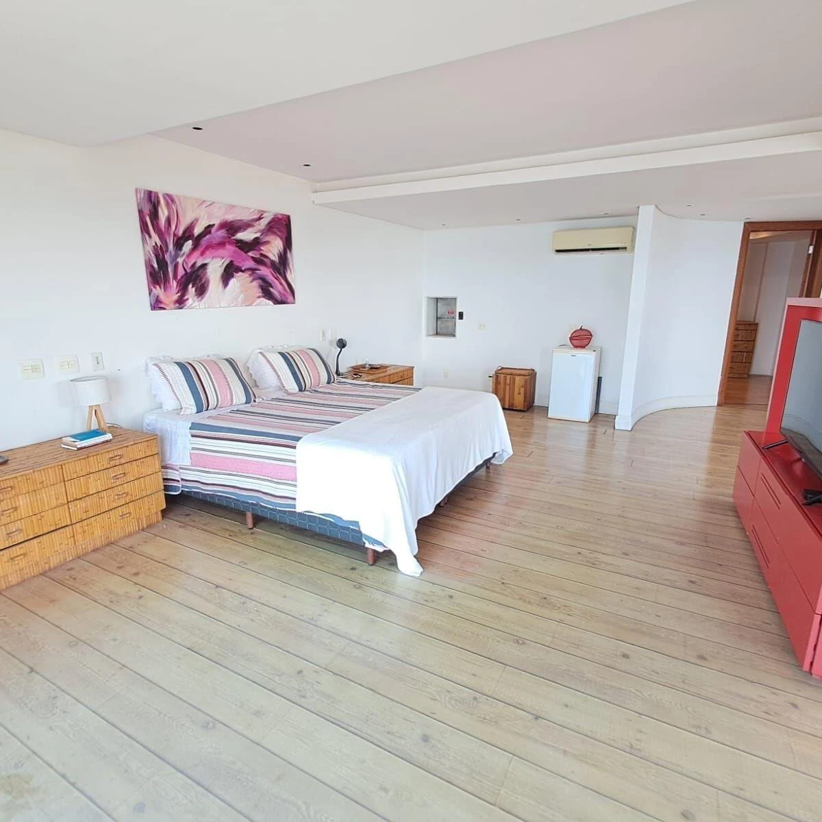 Furnished 4-bedroom house with 1450 m² and 4 parking — photo 16