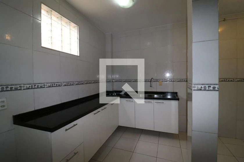 Apartment with 2 bedrooms, 1 bathroom and separate kitchen — photo 16