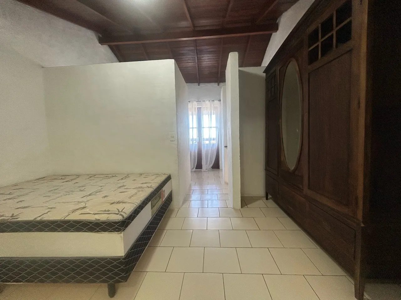2-bedroom apartment with a water view in Florianópolis — photo 11