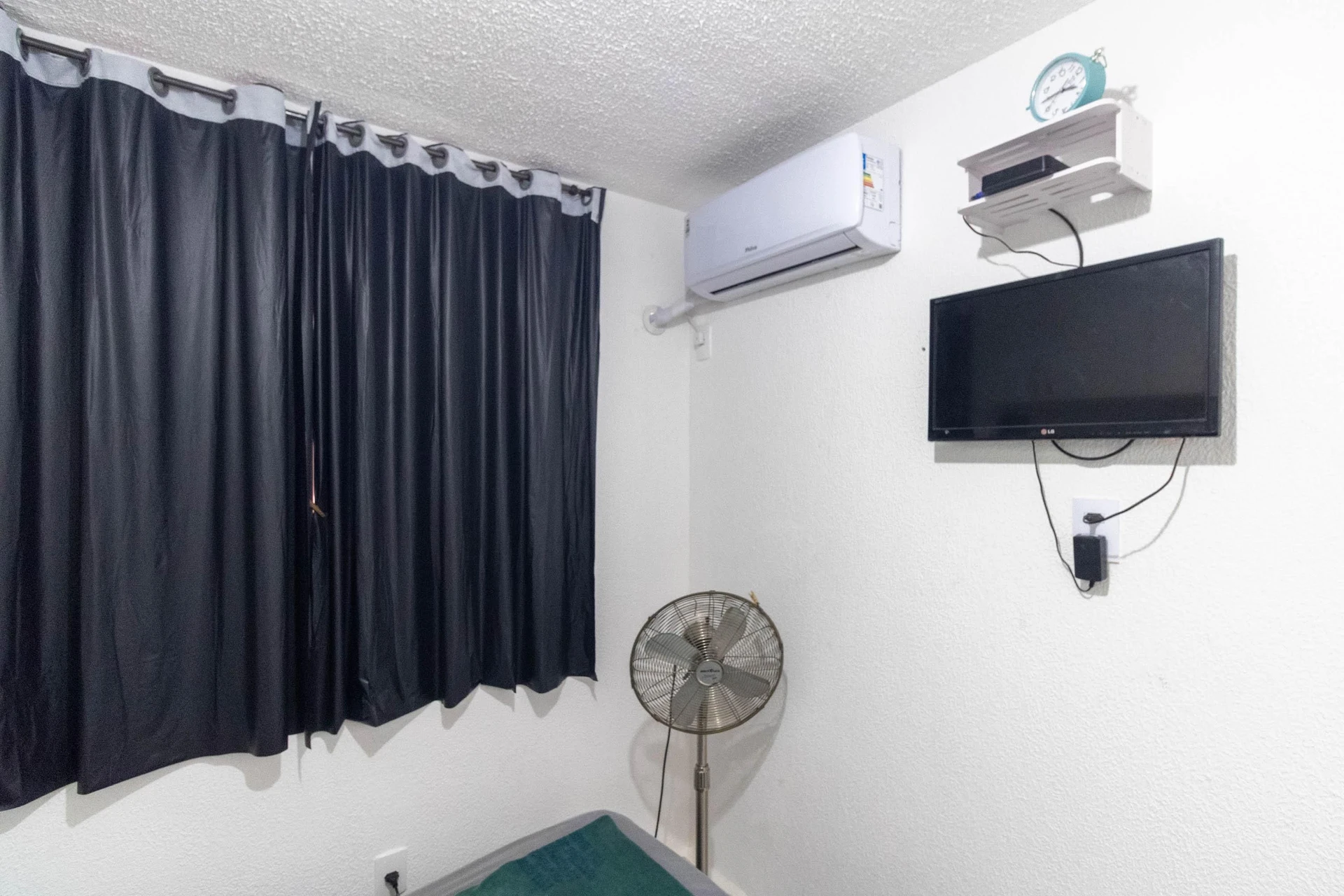 Apartamento mobiliado com 2 quartos e 1 banheiro — photo 43