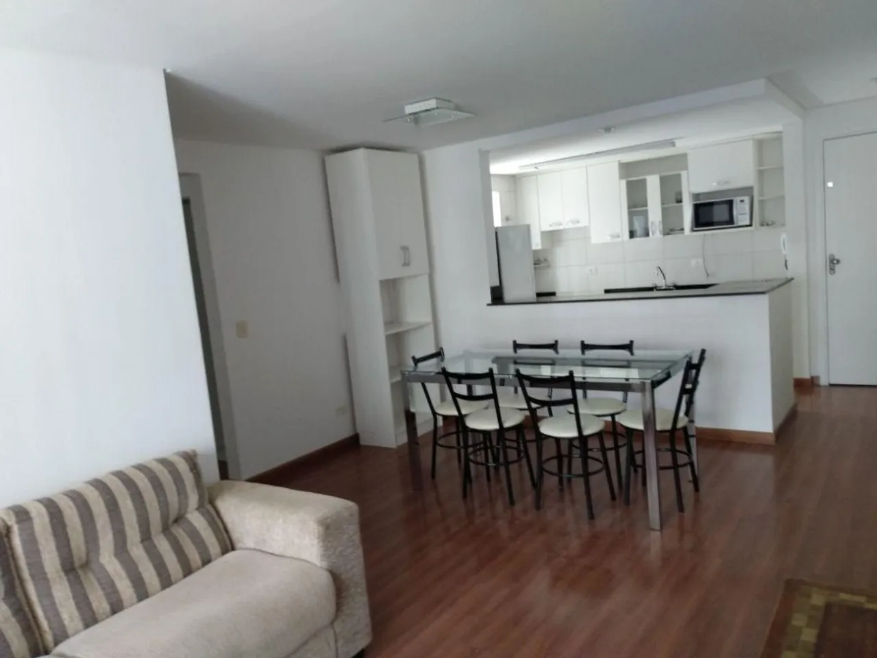 Apartamento mobiliado com 3 dormitórios e cozinha integrada — photo 2