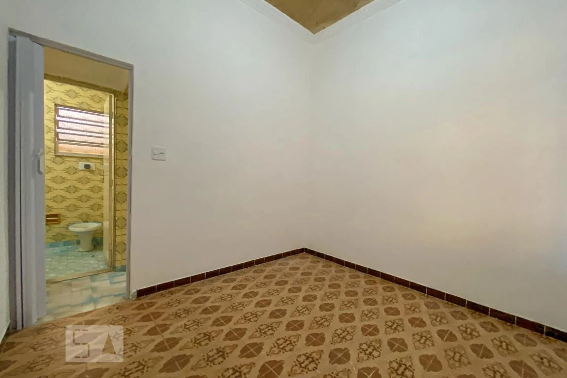 1-bedroom apartment with 1 parking space and pets allowed — photo 15