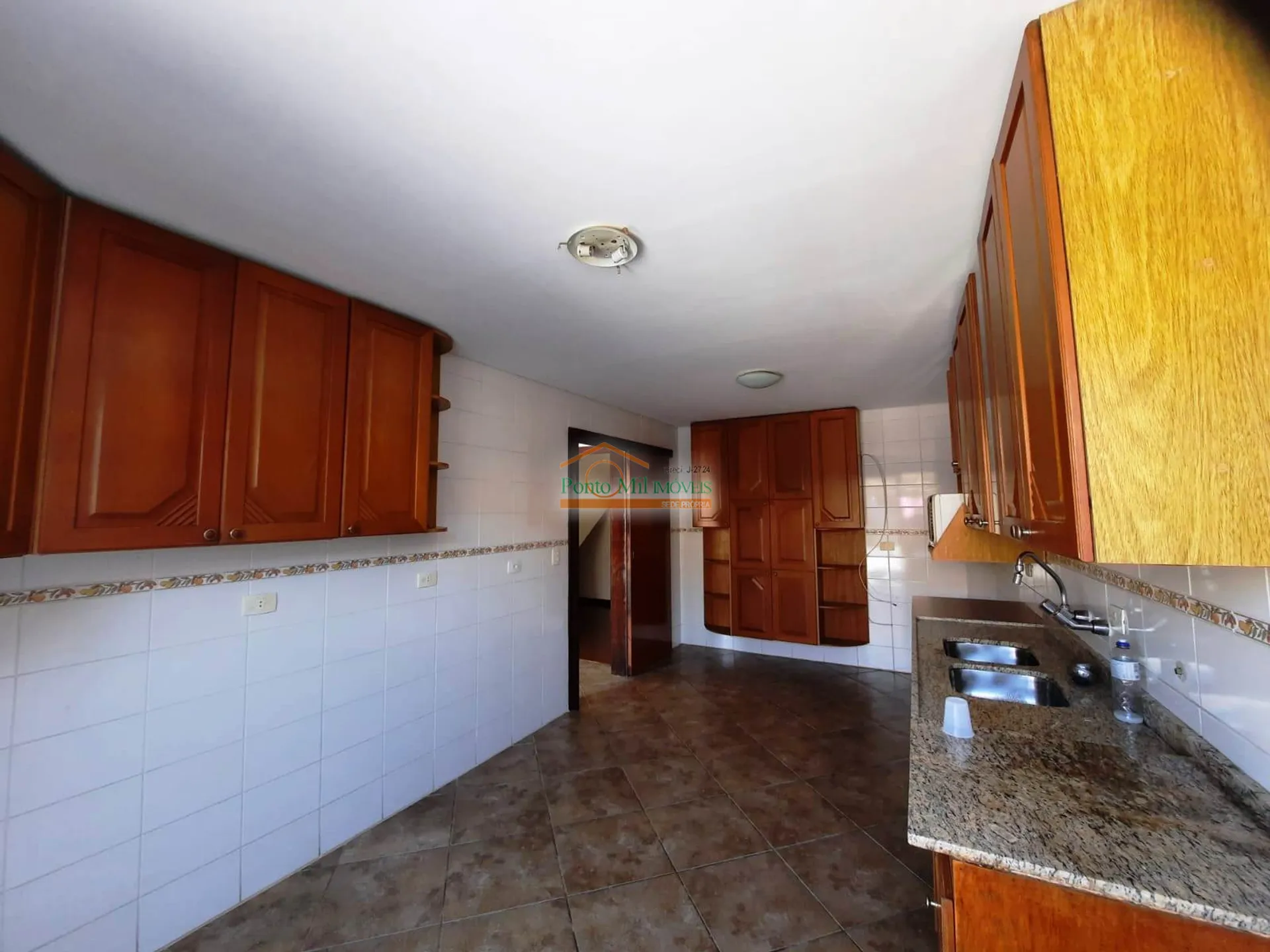 Triplex townhouse with 3 bedrooms and private BBQ — photo 24