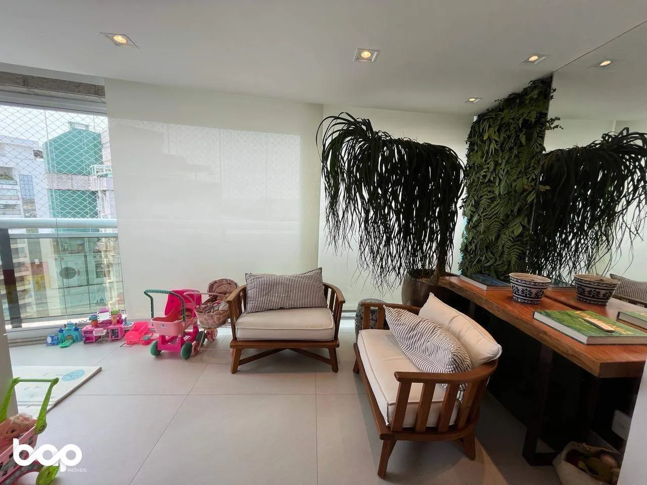 Furnished 3-bedroom apartment with a gas open-plan kitchen — photo 18