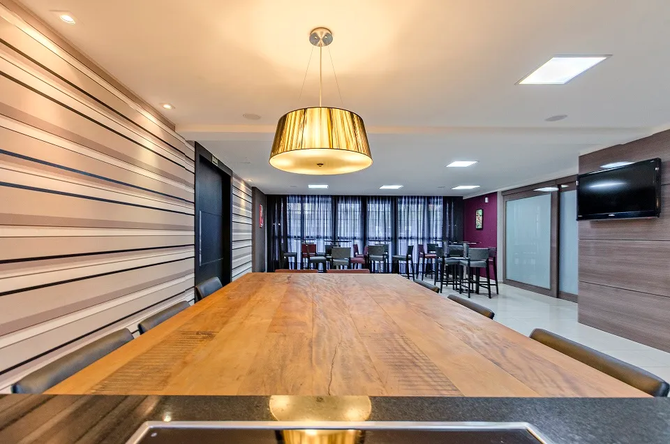 90 m² loft with 1 parking spot and suite — photo 36