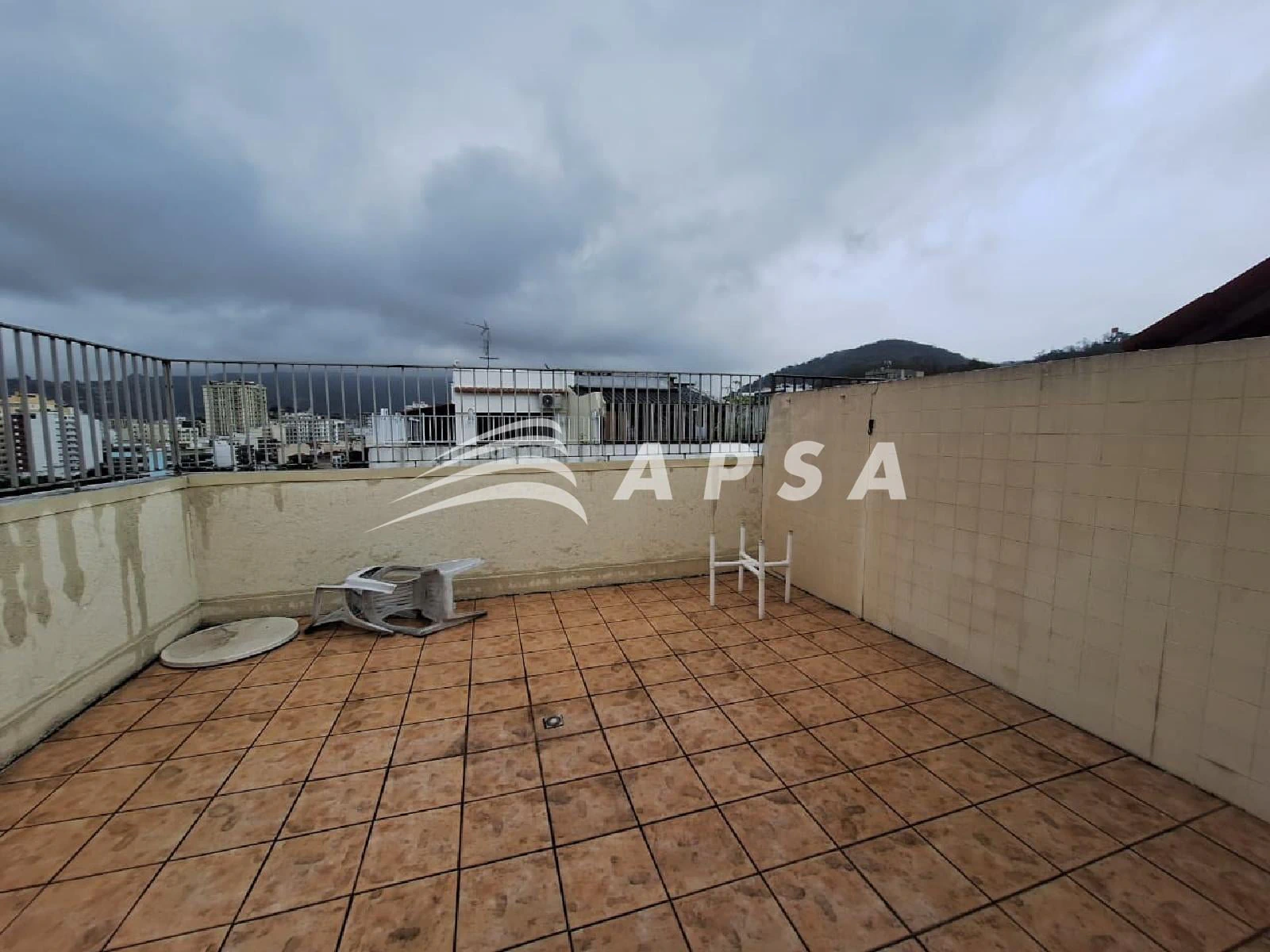 149 m² apartment with 3 bedrooms and a balcony — photo 13