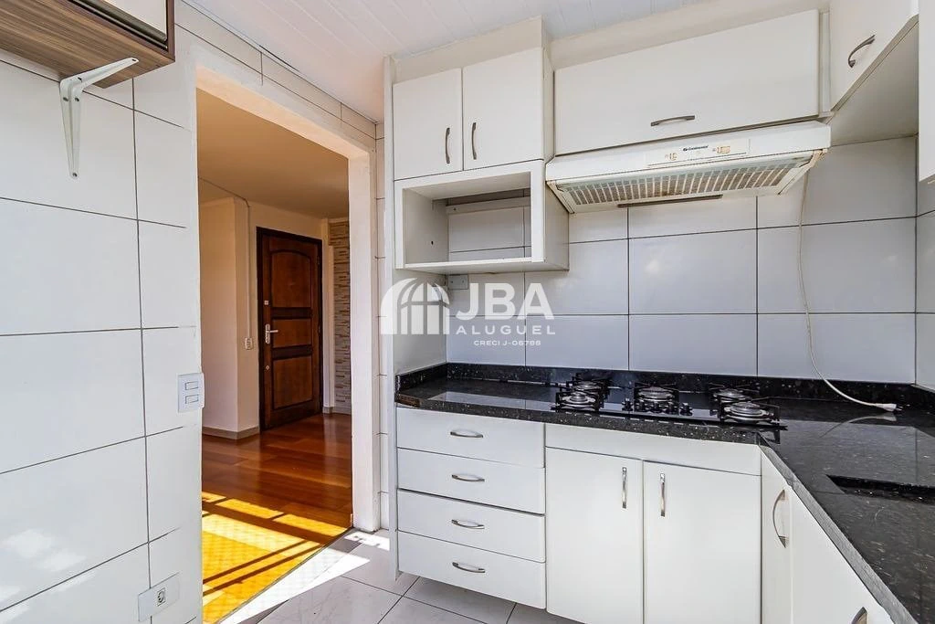 Wood or laminate floors in a 3-bedroom apartment, 78 m² — photo 26