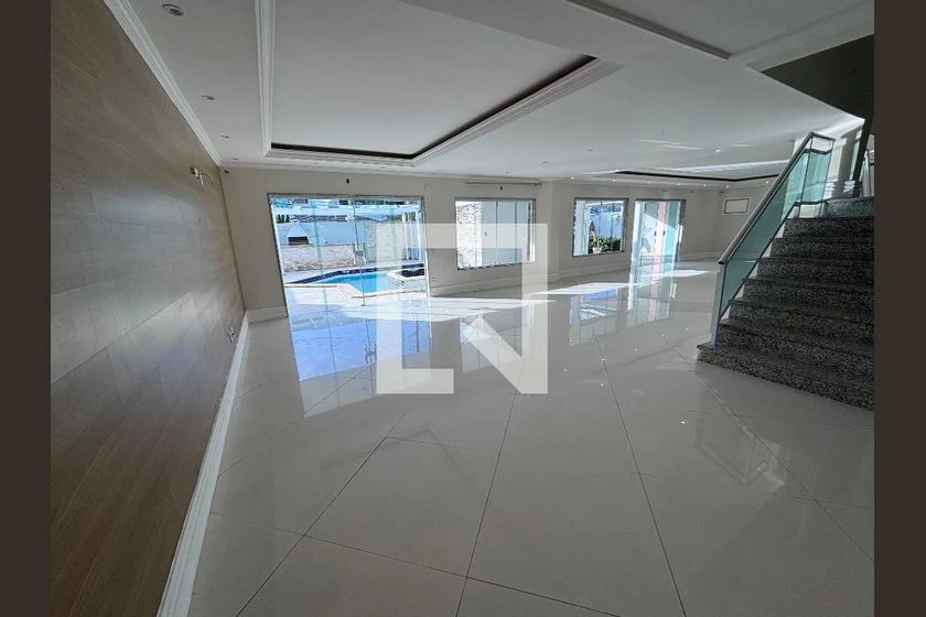 Casa em condomínio com 6 quartos e jardim privativo — photo 8