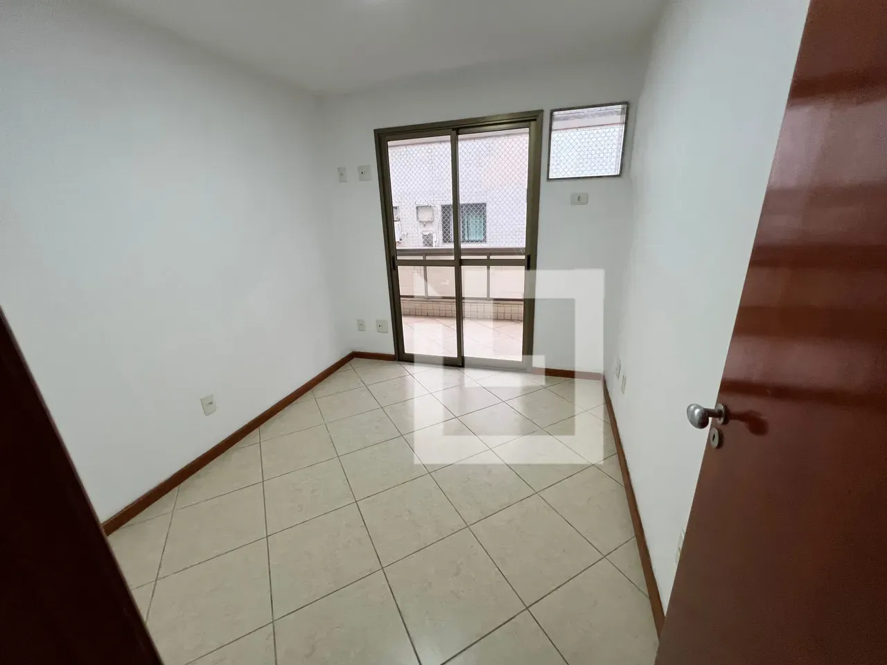 3-bedroom apartment, 1 with its own bathroom, 85 m² — photo 18