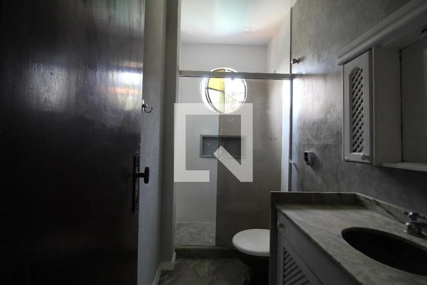 4-bedroom house with a mountain view in Rio de Janeiro — photo 16