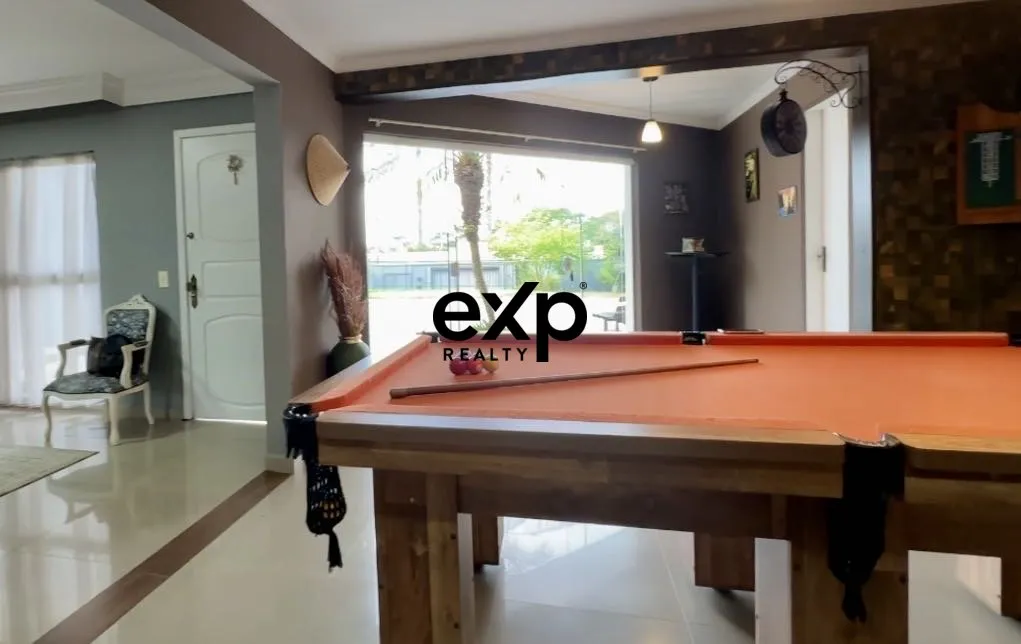 Rental house with 4 bedrooms and 3 bathrooms — photo 51
