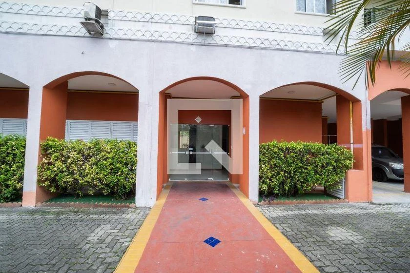 3-bedroom apartment with a washing machine — photo 15