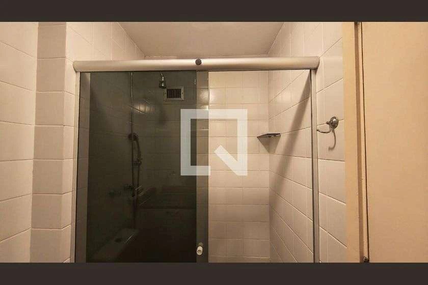 Apartamento mobiliado de 70 m² com 2 quartos e 1 vaga — photo 2